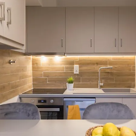 Antigoni's Seaside Lodge, A Retreat! 레팀노