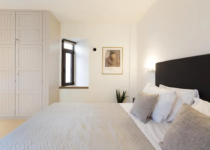 Vakantiehuis Antigoni's Seaside Lodge, A Retreat!