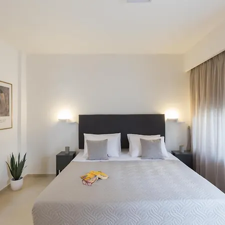 Antigoni's Seaside Lodge, A Retreat!