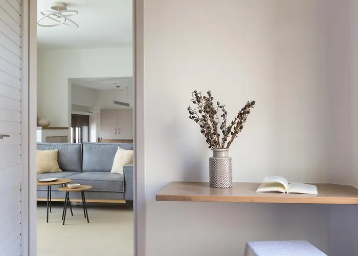 Antigoni's Seaside Lodge, A Retreat!