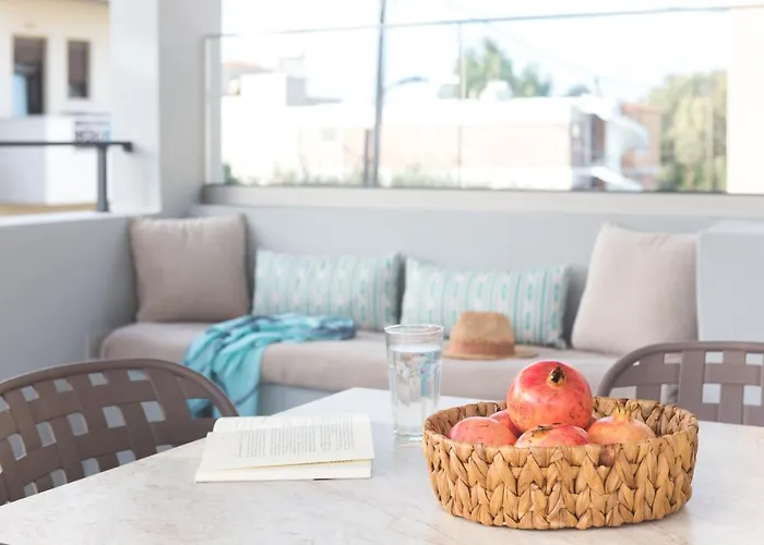 Antigoni's Seaside Lodge, A Retreat! * Retimno